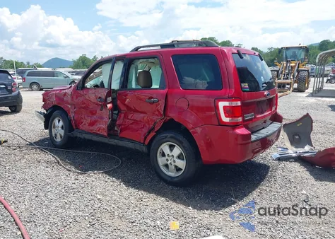 2011 Ford Escape Xlt из США, поврежденный, VIN 1FMCU9DG7BKB27571